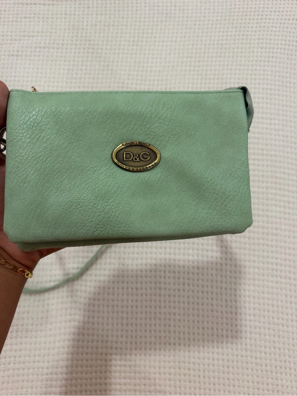 D&G sleek crossbody